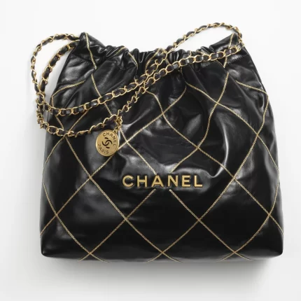 CHANEL / CHANEL 22 HANDBAG Shiny Calfskin & Gold-Tone Metal Black