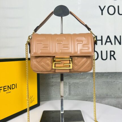 FENDI BAGUETTE Mini Chain Strap Earthy yellow Handbag Size: 4*18*11cm