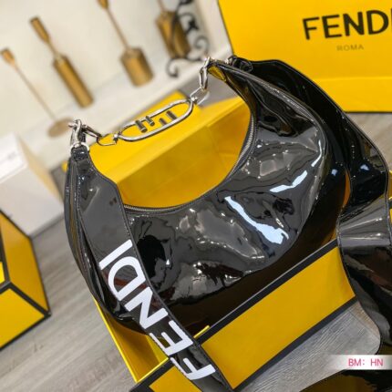 FENDI Patent leather half moon bag Size: 34*16cm