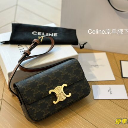 CELINE TRIOMPHE Presbyopia pattern Crossbody bag Black size: 19*15cm