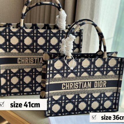 Dior Three-dimensional embroidery Book 23 tote shopping bags size: 26.5*21/36*28/41*35cm