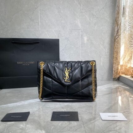 YSL/ loulou ffer Quilted lamb skin shoulder bag size: 29x17x11cm